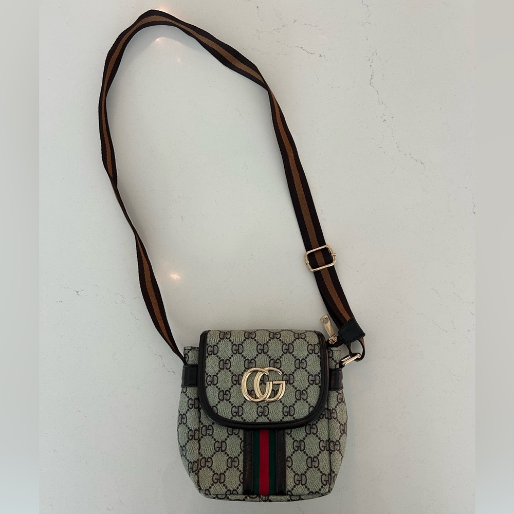 Crossbody Bag with Green-Red Stripe